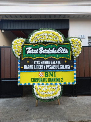 Papan Bunga Duka di Ketileng