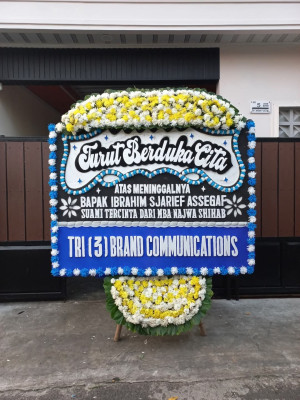 Papan Bunga Duka di Ketileng